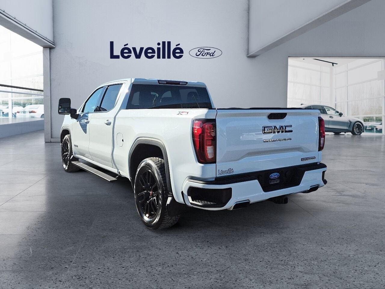 GMC Sierra 1500 2F480A | Elevation 5.3L ** GR. PROTECTION ** GROS MIRROIRS ** 157 po 2023 Blanc Saint-Jérôme - photo #3