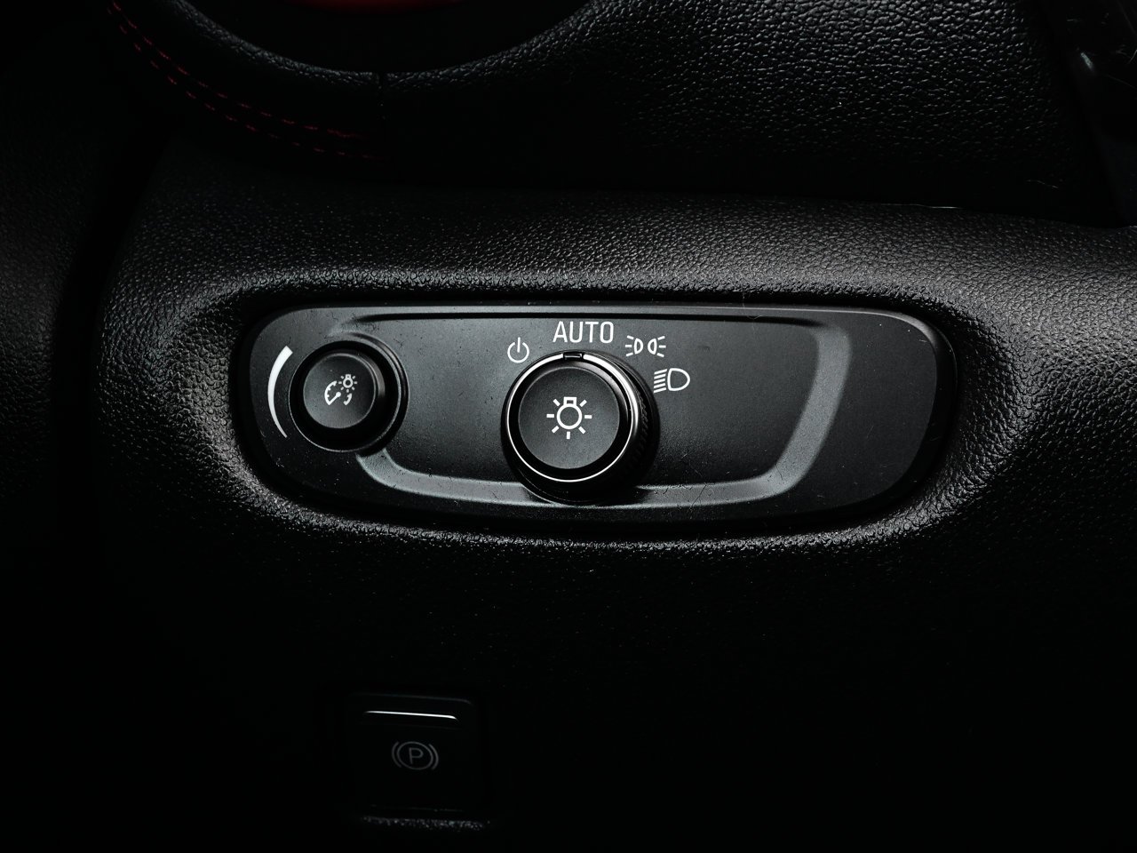 2021 Chevrolet Blazer AWD 4dr RS Grey Sherwood Park - photo #22