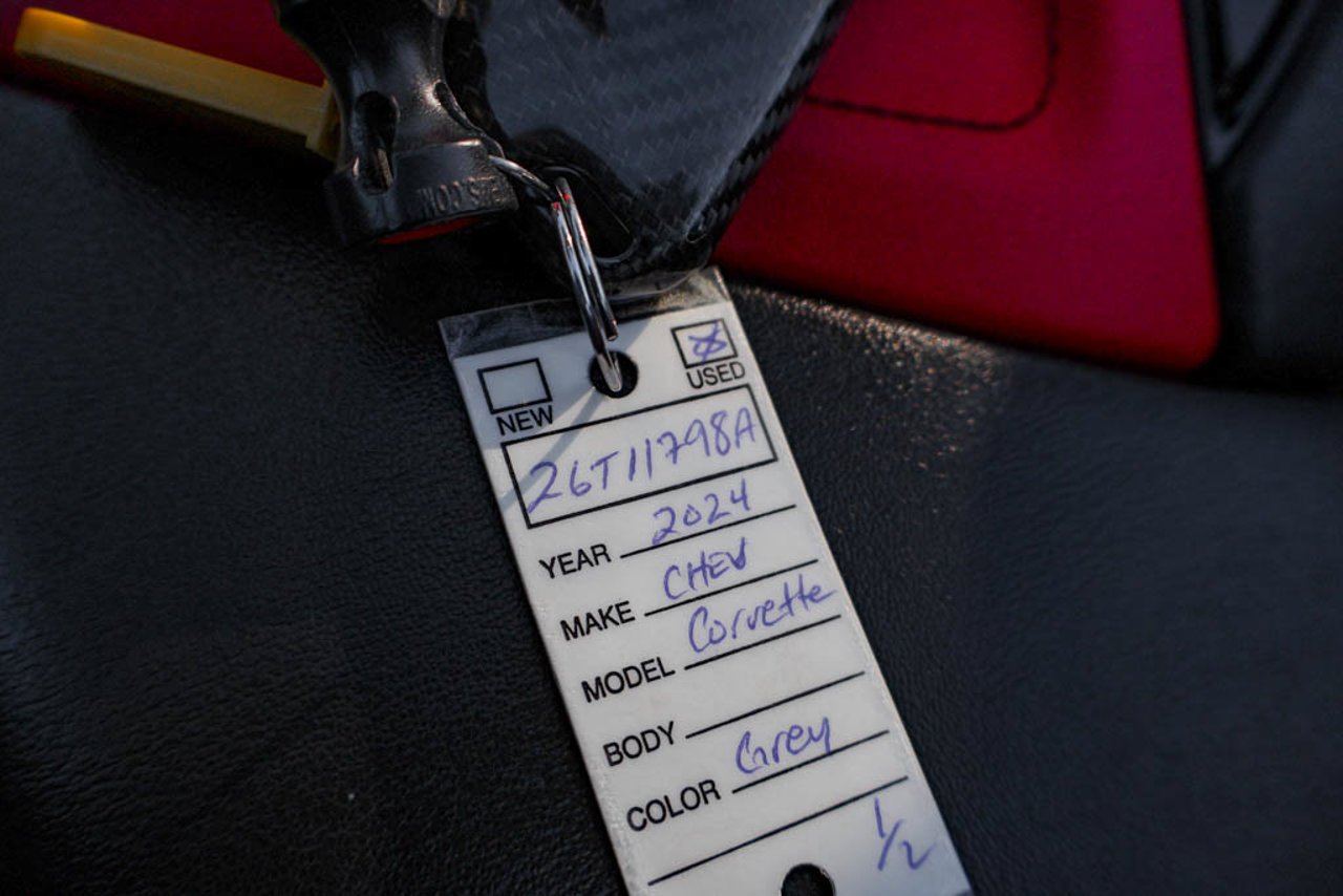 2024 Chevrolet Corvette 2dr Stingray Conv w/2LT Hypersonic Gray Metallic Sherwood Park - photo #33