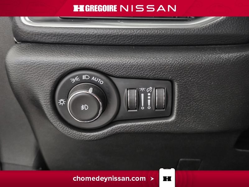 2025 Chrysler Pacifica Grey Saint-Eustache - photo #15
