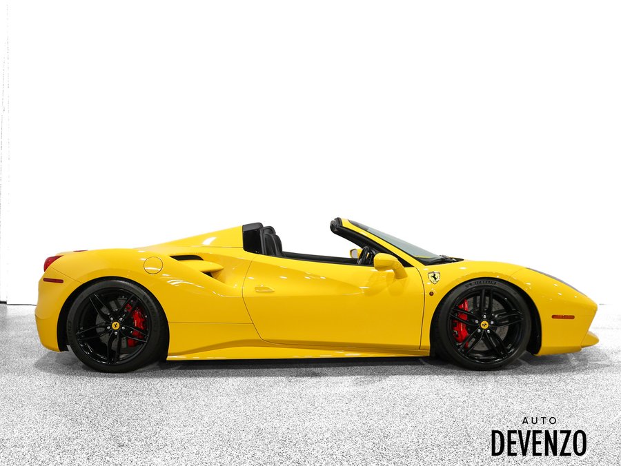 2019 Ferrari 488 Spider 2019 Yellow