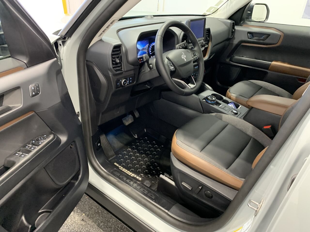 2024 Ford Bronco Sport OUTER BANKS Grey Châteauguay - photo #28