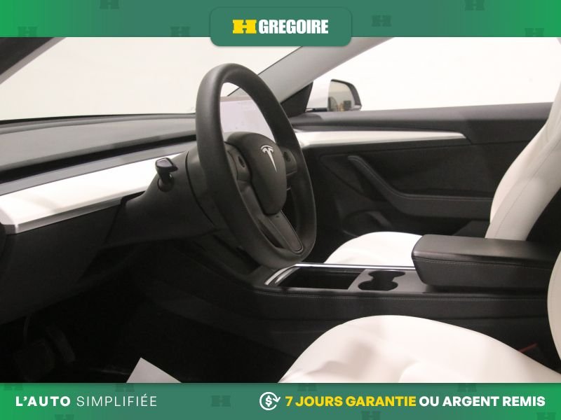 2021 Tesla Model 3 White Laval - photo #11