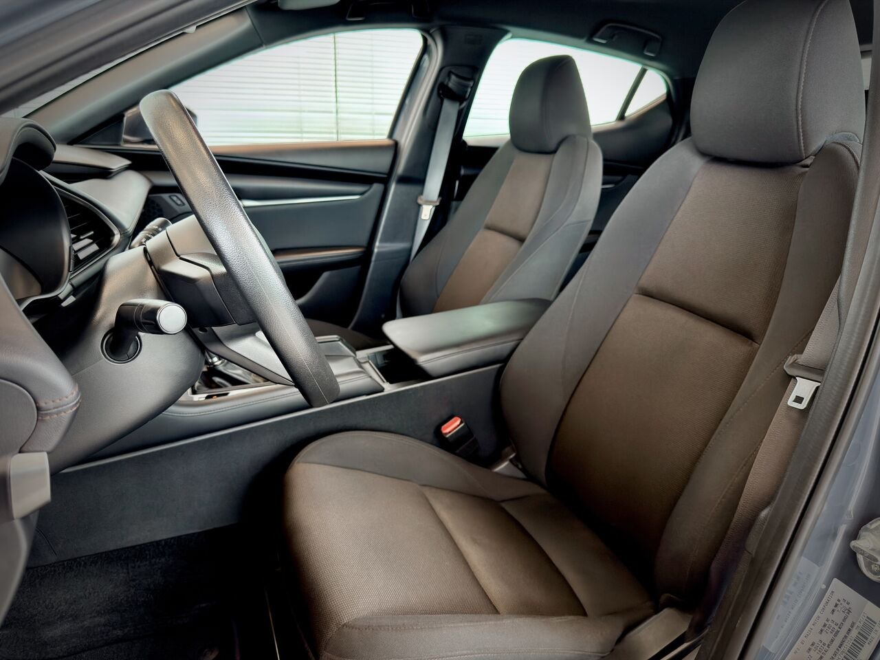 2022 Mazda Mazda3 Sport Grey Notre-Dame-des-Prairies - photo #17