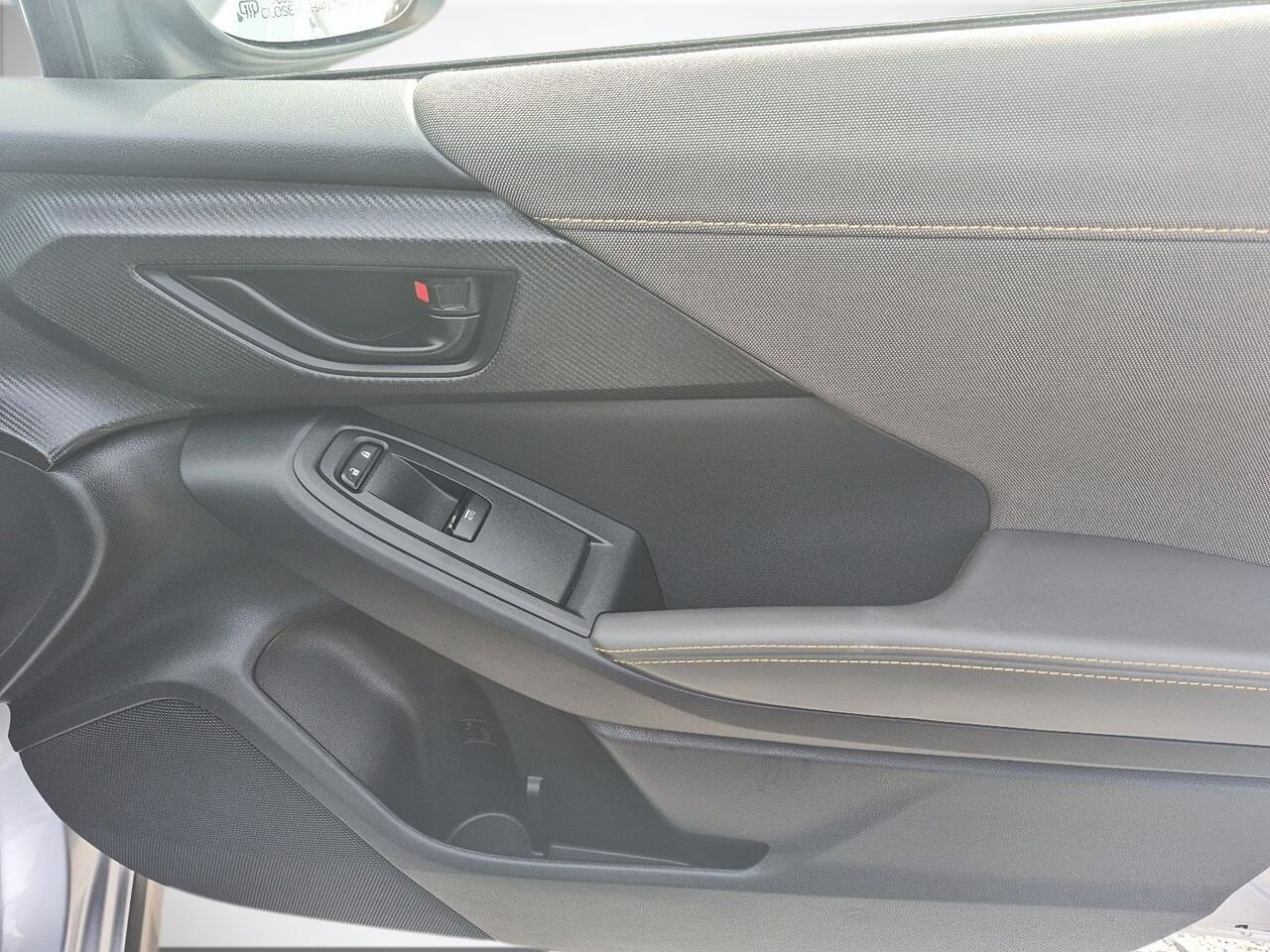 2024 Subaru Crosstrek Grey Saint-Jérôme - photo #9