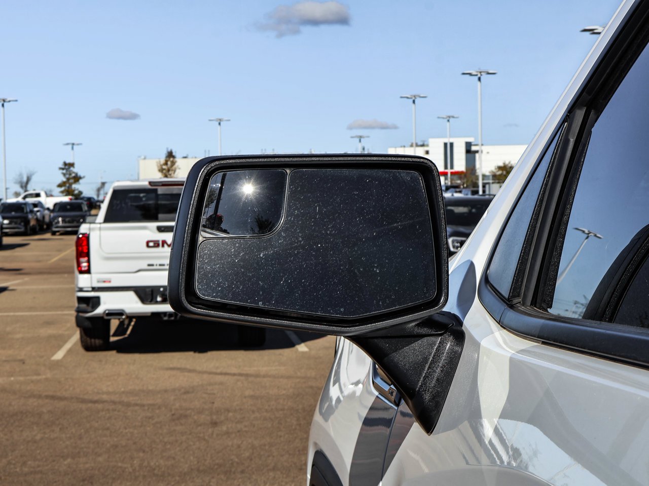 2023 GMC Sierra 1500 4WD Crew Cab 147 Elevation White Sherwood Park - photo #12
