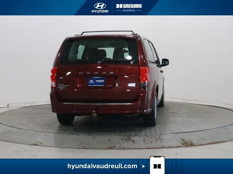 2018 Dodge GR Caravan Red Laval - photo #10