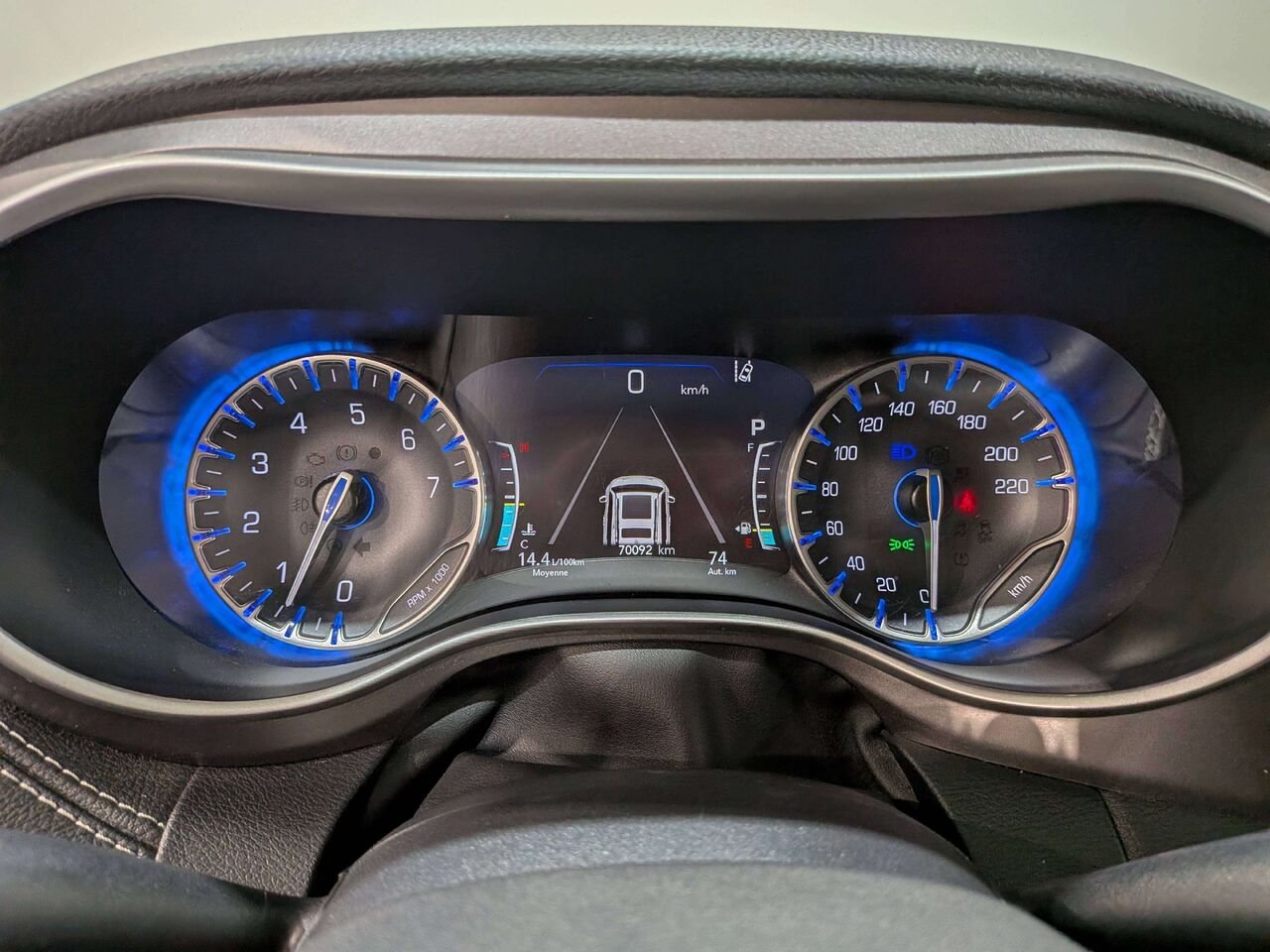 Chrysler Pacifica 2022 Bleu Val-David - photo #18