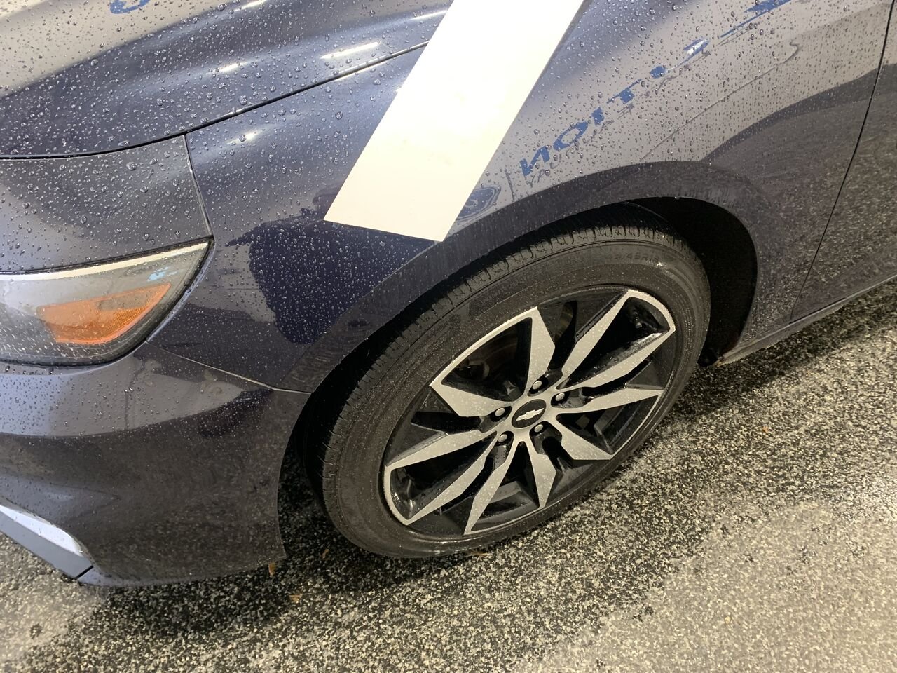2017 Chevrolet Malibu Blue Châteauguay - photo #1