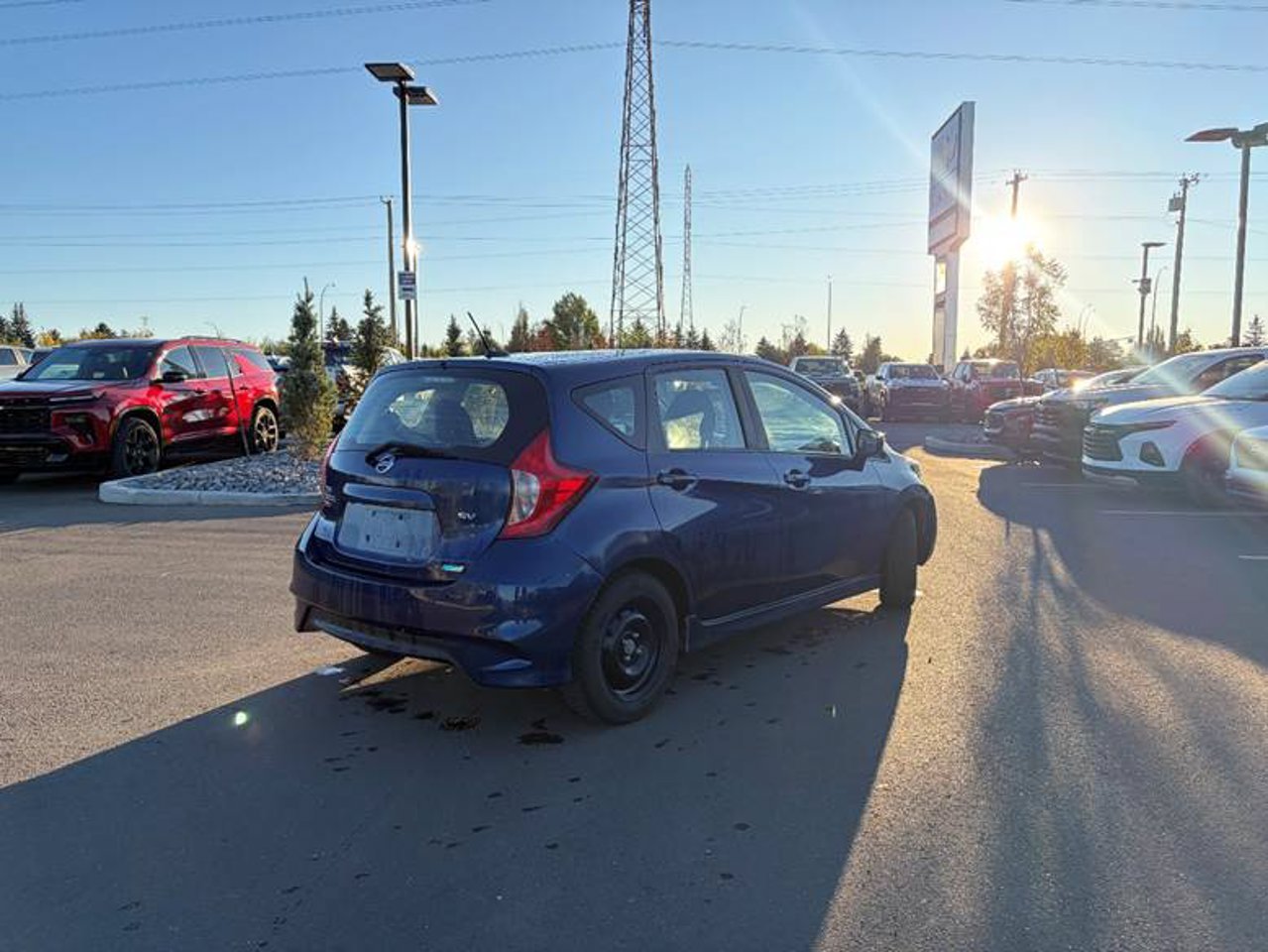 2017 Nissan Versa Note 5dr HB Auto 1.6 SV Blue Sherwood Park - photo #4