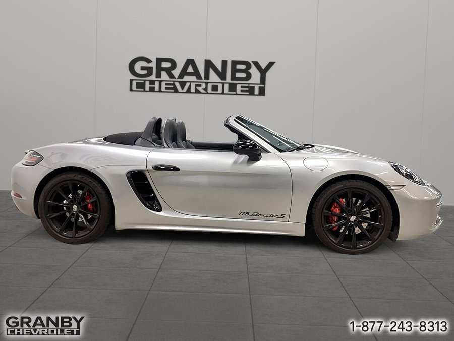 Porsche 718 Boxster S roadster 2018 Gris