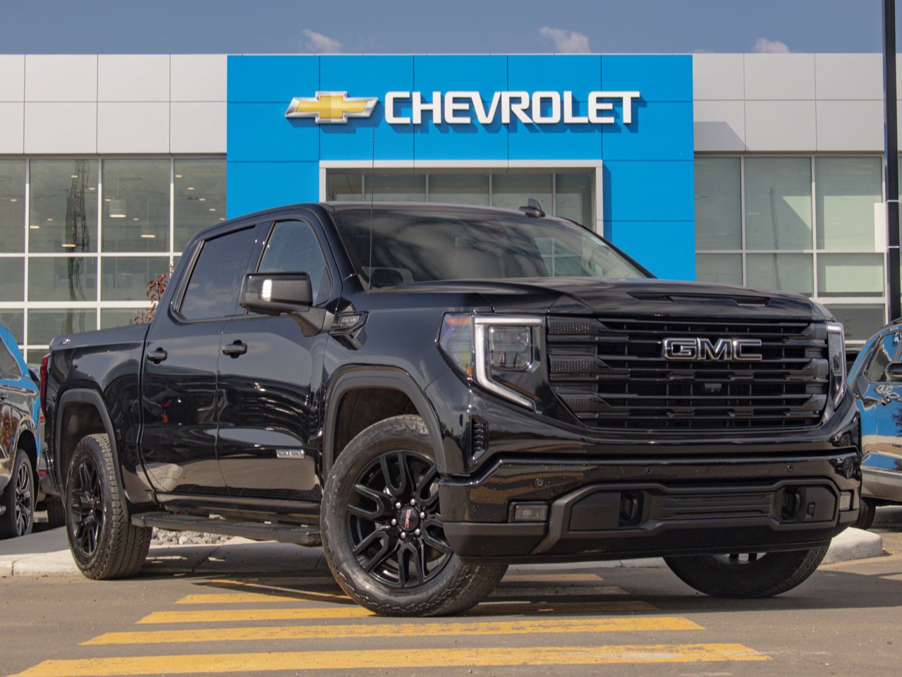 2024 GMC Sierra 1500 4WD Crew Cab 147 Elevation Black Sherwood Park - photo #13