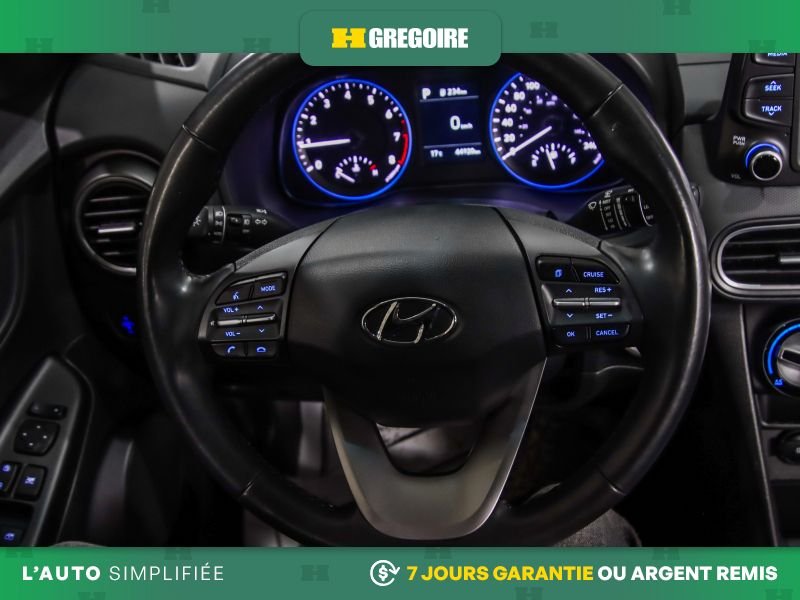 2020 Hyundai Kona White Laval - photo #17