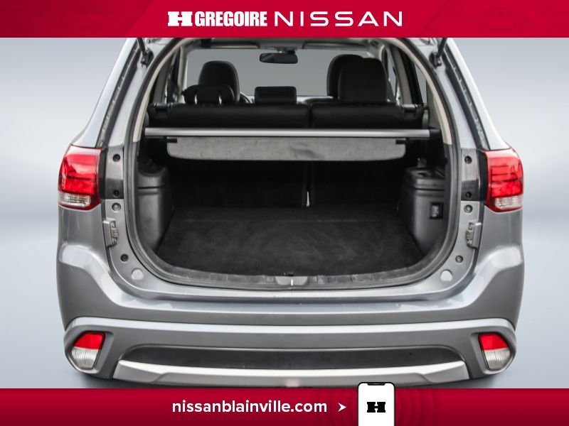 Mitsubishi Outlander PHEV 2018 Argent Laval - photo #28