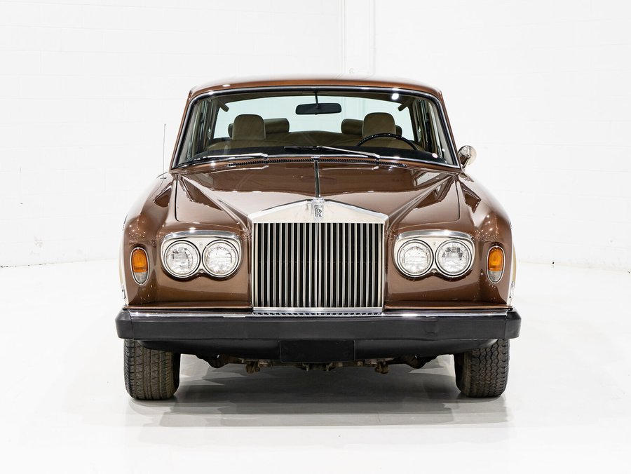 1974 Rolls Royce Silver Shadow Project car **PRICE IN USD** Brown