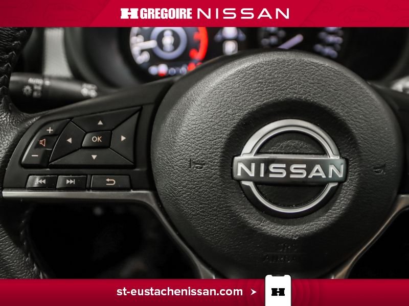2023 Nissan Kicks White Laval - photo #17