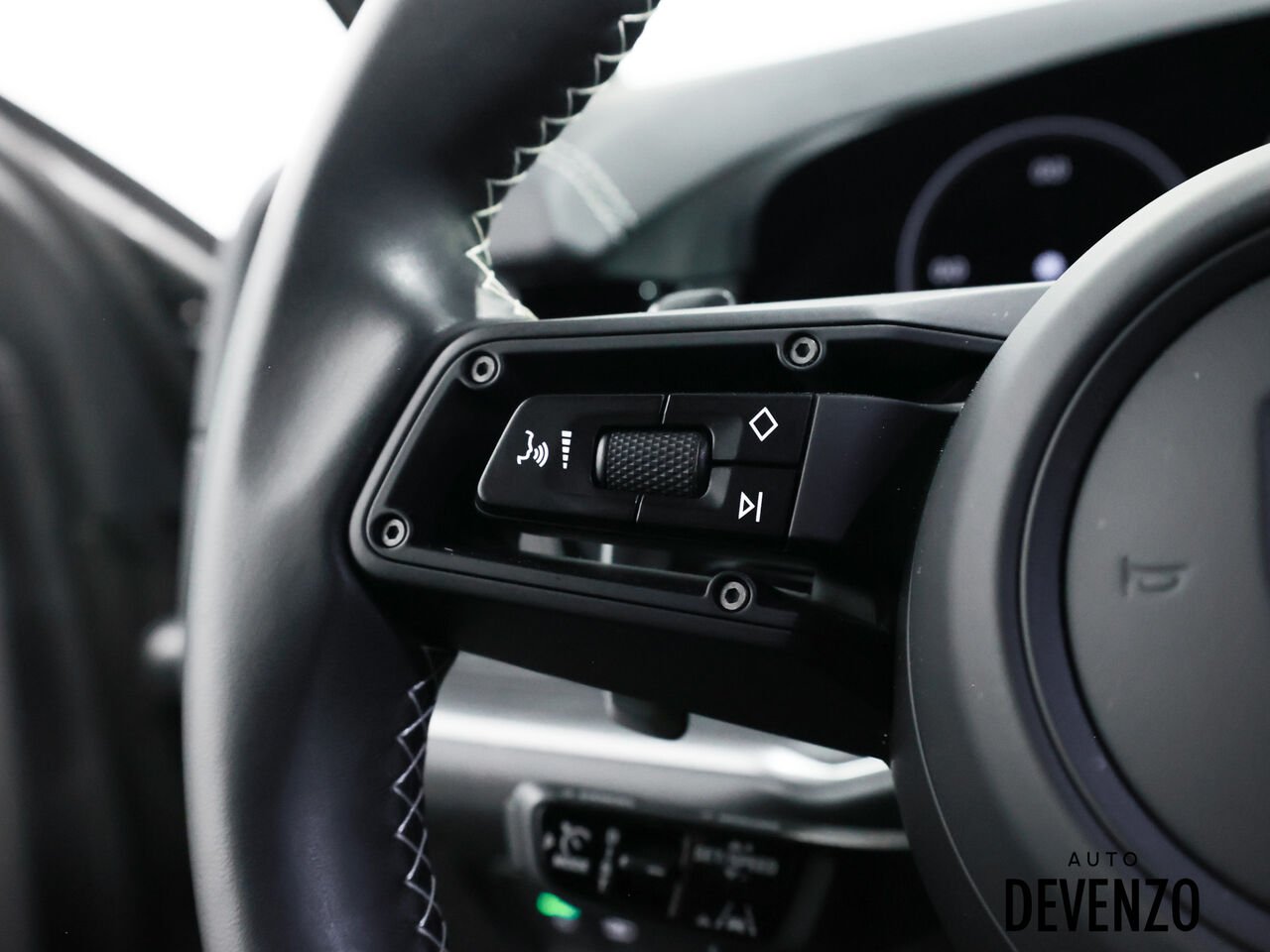 Porsche Cayenne 2024 Gris Saint-Eustache - photo #18