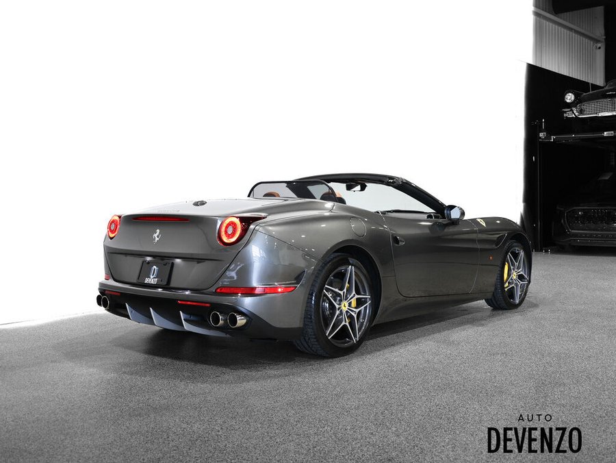 2017 Ferrari California T 2017 gray