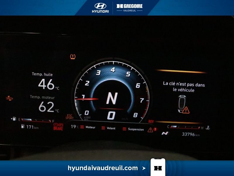 Hyundai Elantra YP225 | Manual 2023 Gris Laval - photo #23