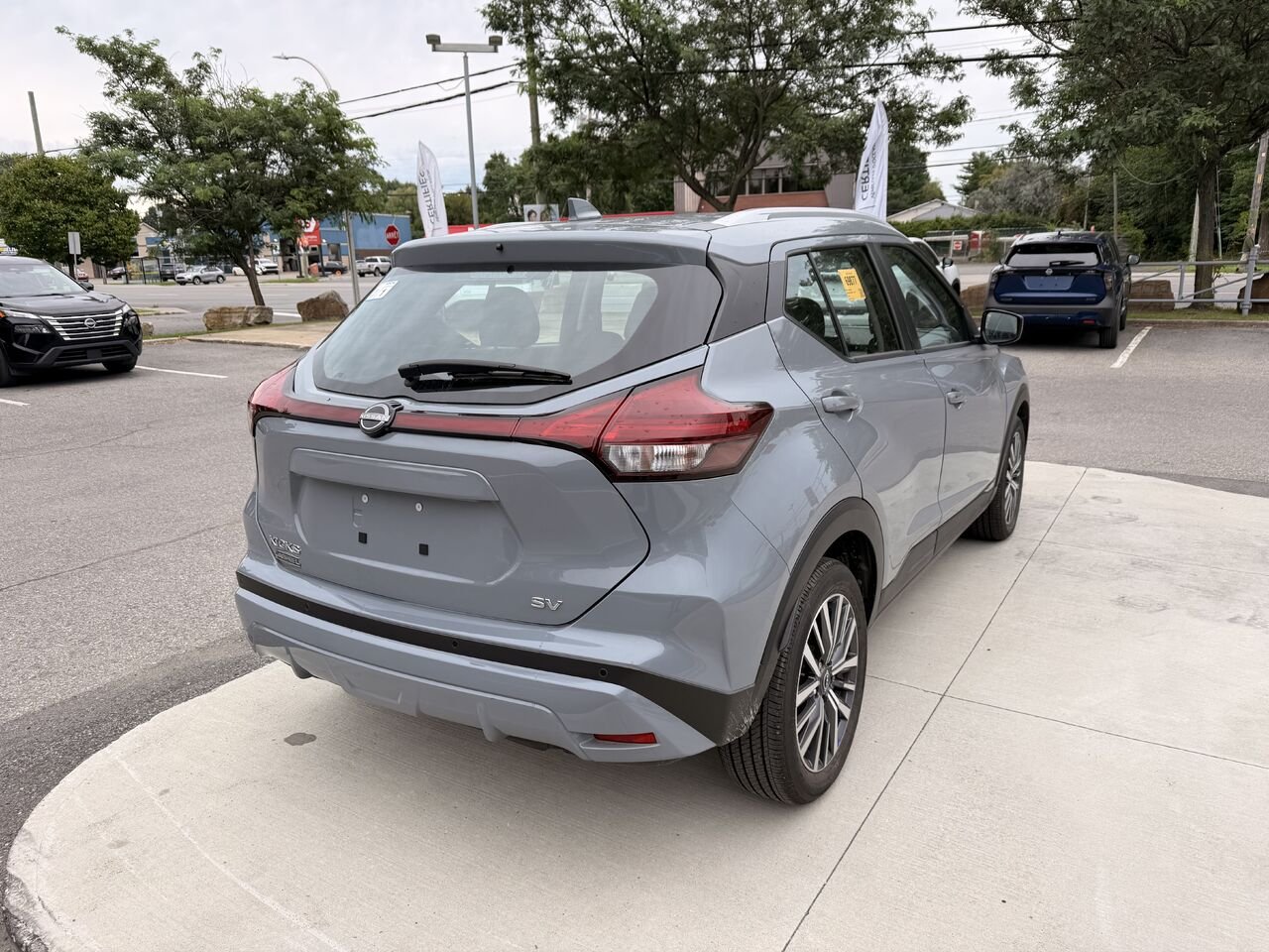 Nissan Kicks SV 2024 Gris Châteauguay - photo #7