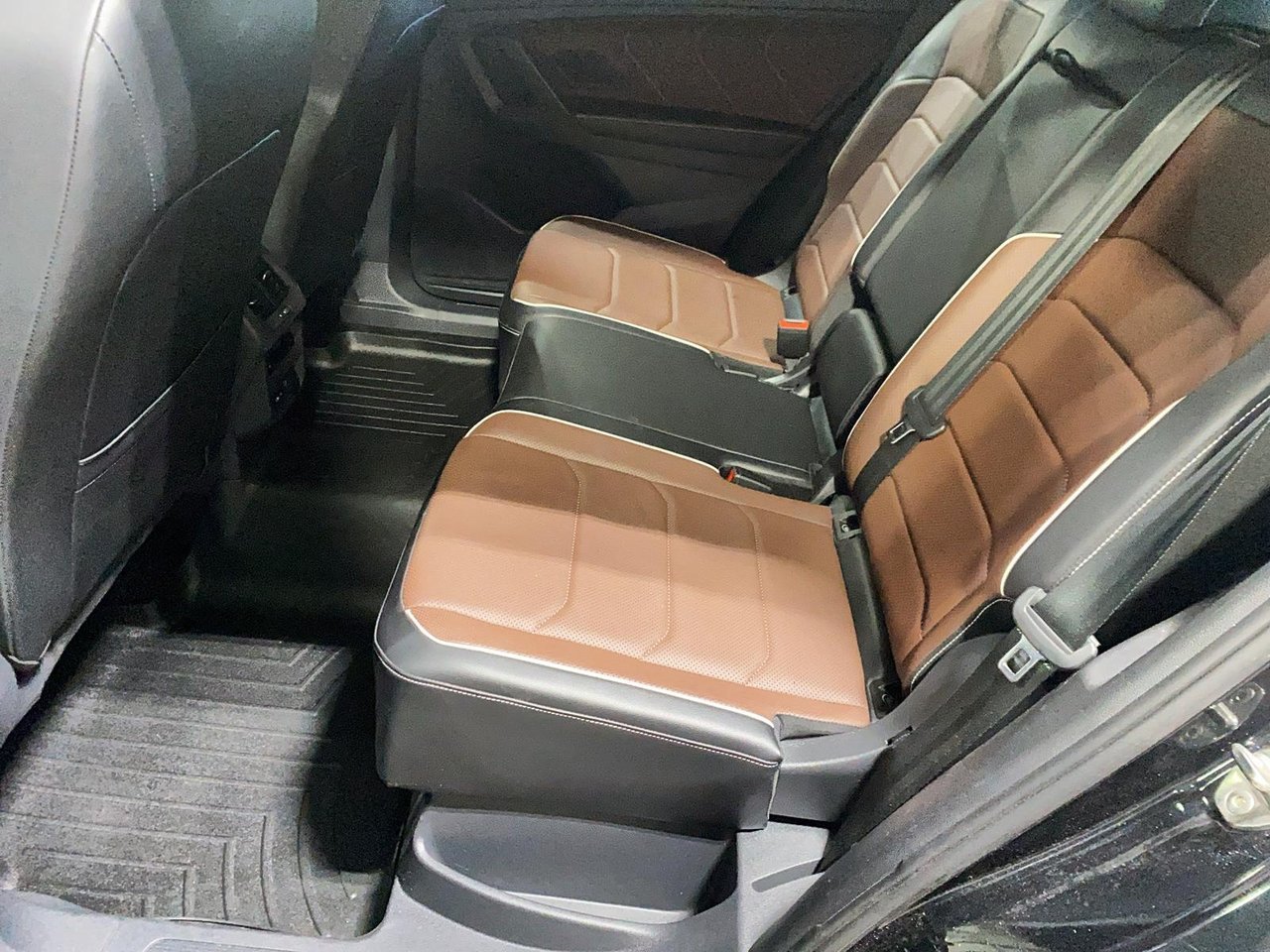 2022 Volkswagen Tiguan VIN 3VV4B7AX2NM063770 Black Baie-Comeau - photo #7