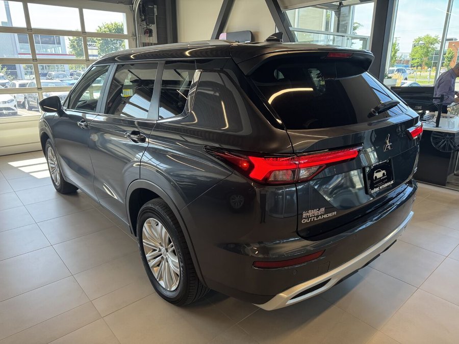 Mitsubishi Outlander LE S-AWC, Siège électrique, Volant chauffant 2024 Gris