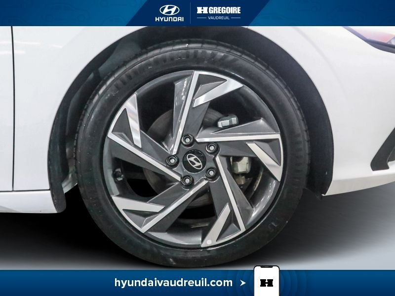 Hyundai Elantra 2025 Blanc Laval - photo #34