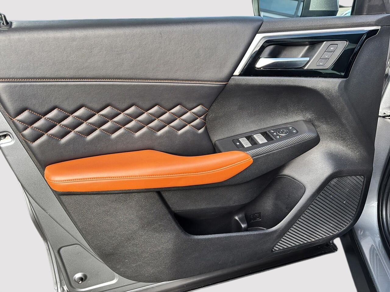 2023 Mitsubishi Outlander Grey Rouyn-Noranda - photo #11