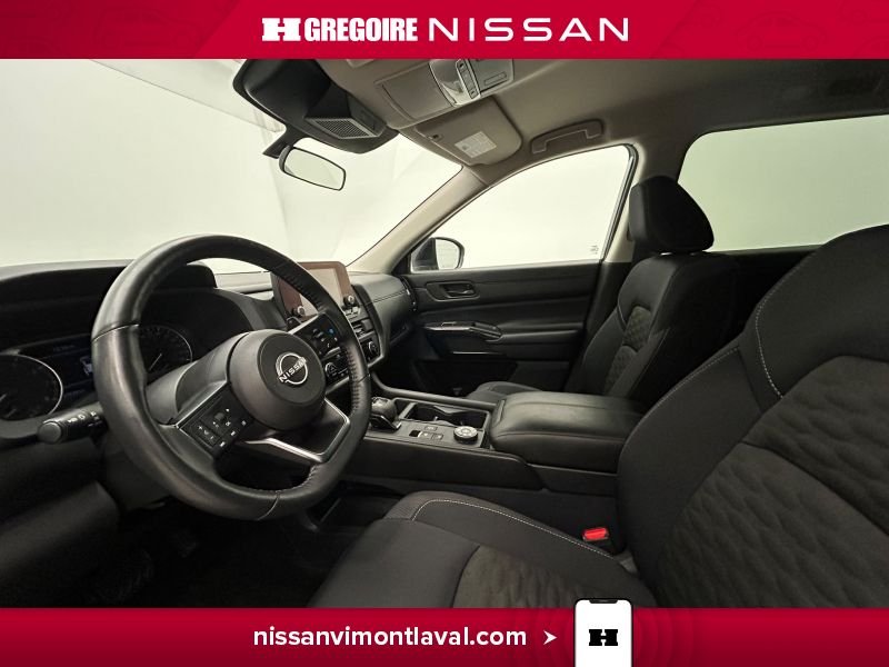2024 Nissan Pathfinder Grey Laval - photo #20
