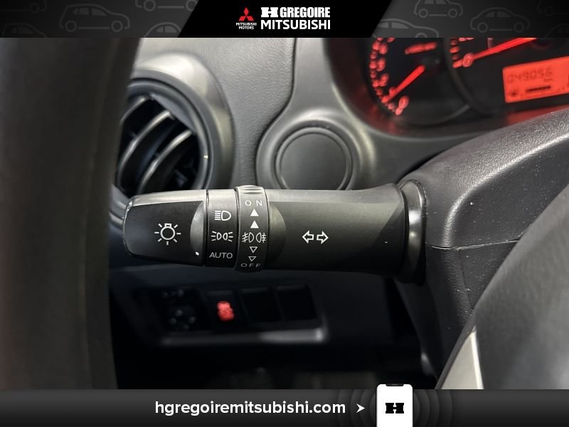 Mitsubishi Mirage 2024 Argent Blainville - photo #18