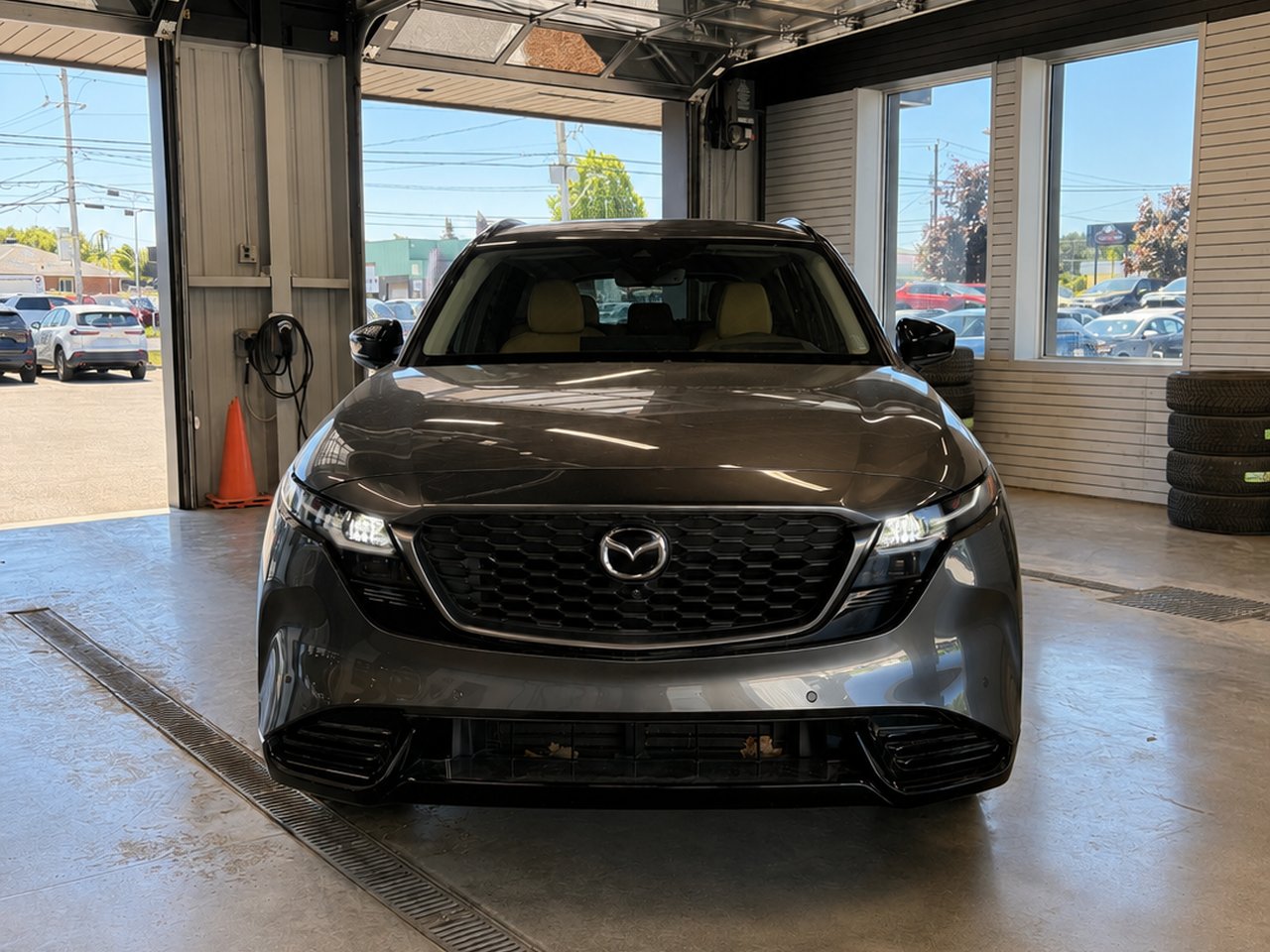 MAZDA CX-5 GT TI 2026 Gris mécanique métallisé Châteauguay - photo #1