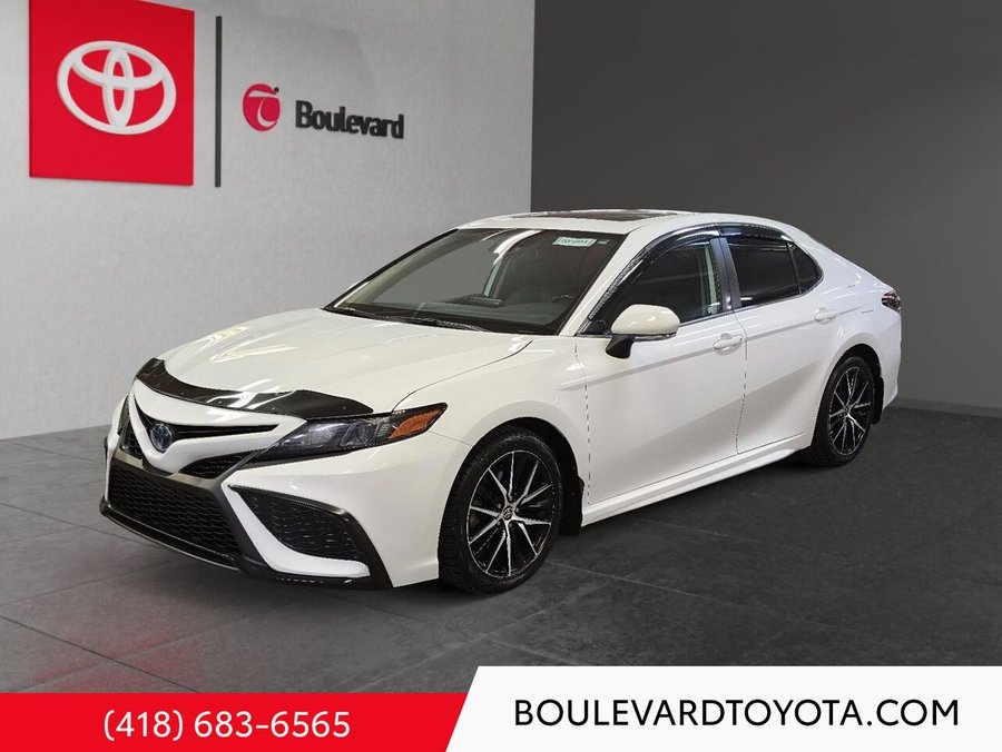 Toyota Camry SE AMÉLIORÉ, HYBRIDE 2023 Blanc