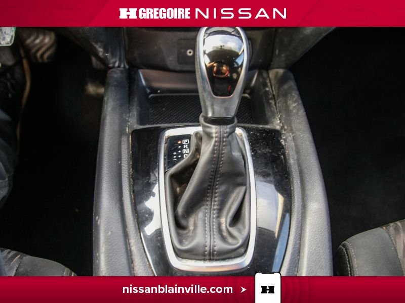 2020 Nissan Rogue White Laval - photo #19