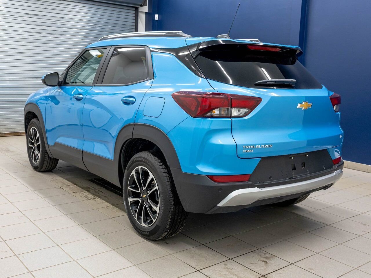 2026 Chevrolet Trailblazer LT AWD *SIÈGES / VOLANT CHAUF* CARPLAY *BAS KM* Marina Blue Saint-Jérôme - photo #4