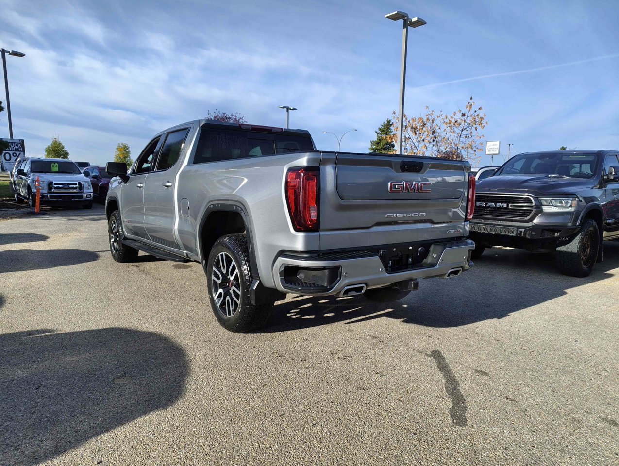 2025 GMC Sierra 1500 4WD Crew Cab 157 AT4 Grey Sherwood Park - photo #4