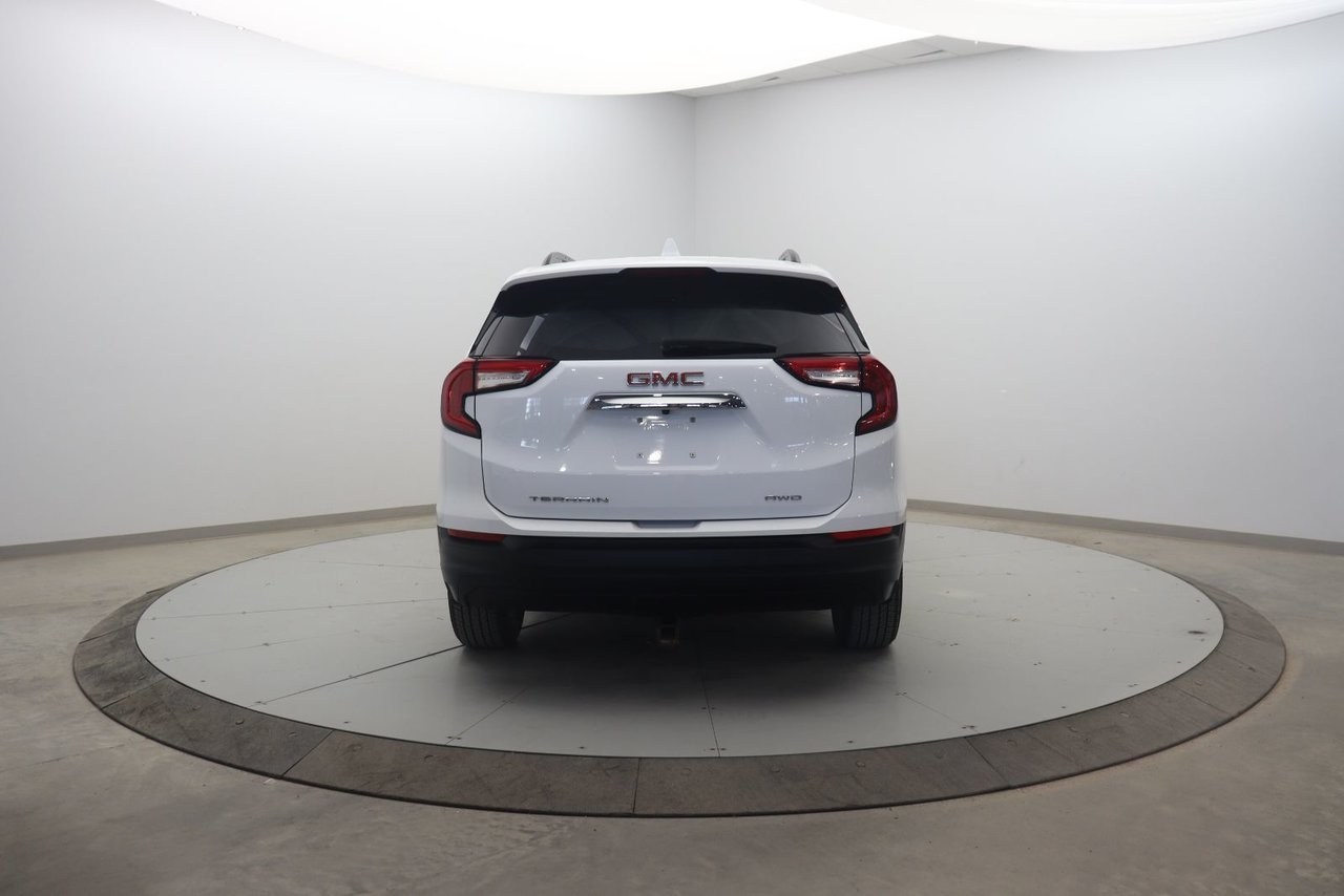 GMC Terrain SLE 2024 Blanc Baie-Comeau - photo #4