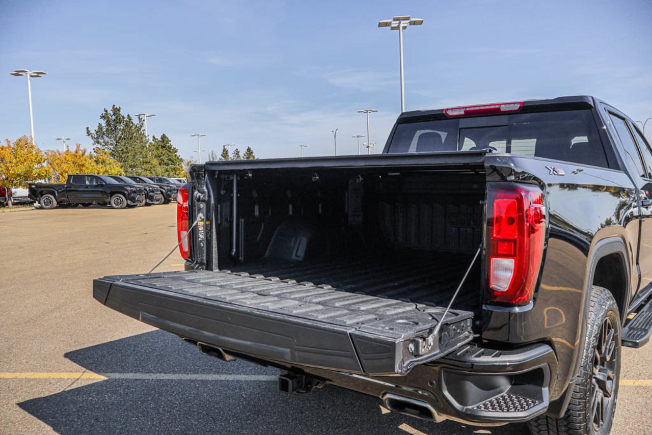 2024 GMC Sierra 1500 4WD Crew Cab 147 Elevation Black Sherwood Park - photo #7
