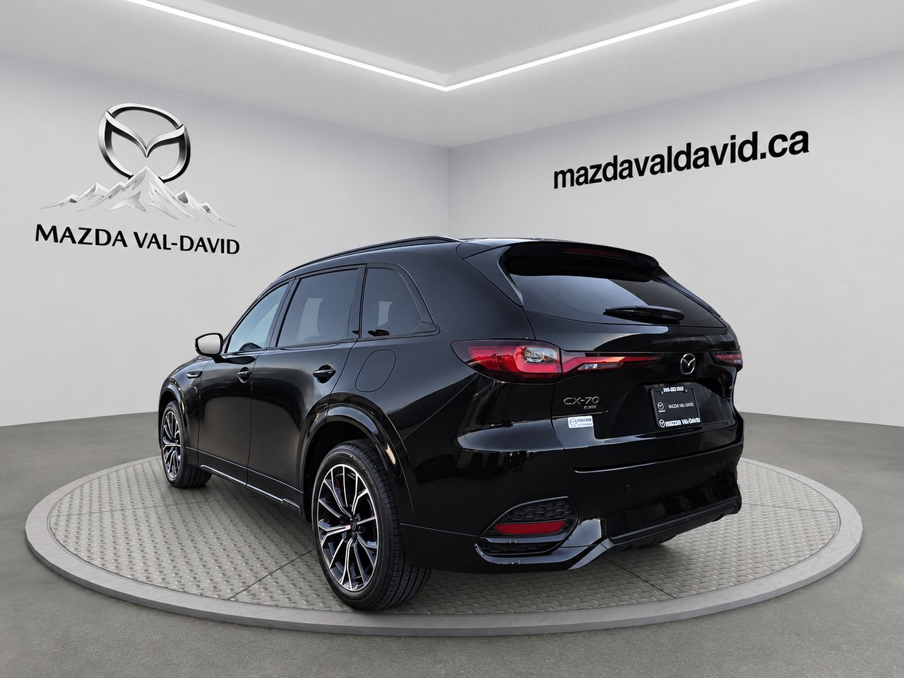 2026 Mazda CX-70 PHEV Signature Jet Black Mica Val-David - photo #2