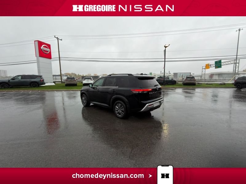 2024 Nissan Pathfinder Black Saint-Eustache - photo #7