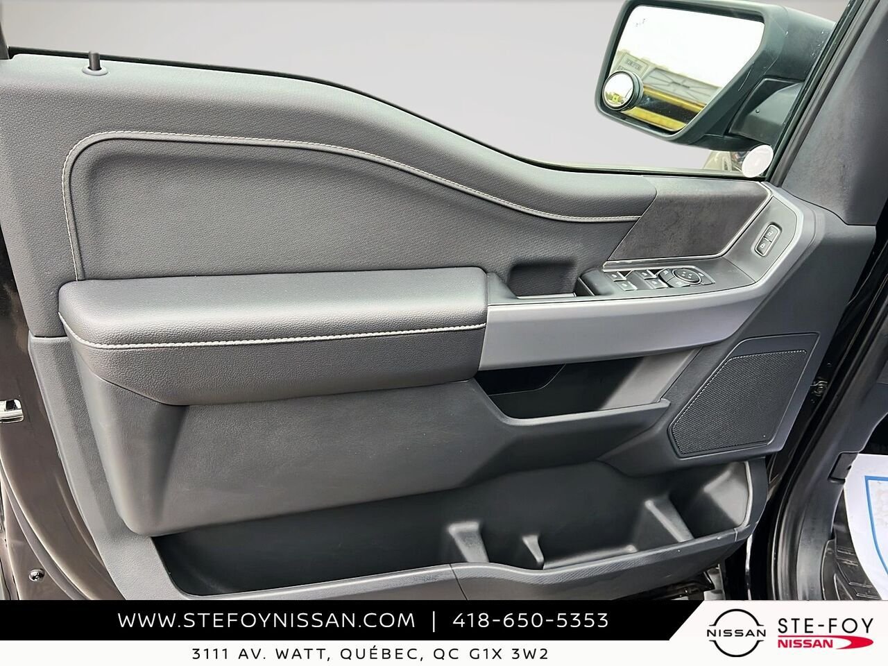 2025 Ford F-150 XLT Black Ste-Foy - photo #10