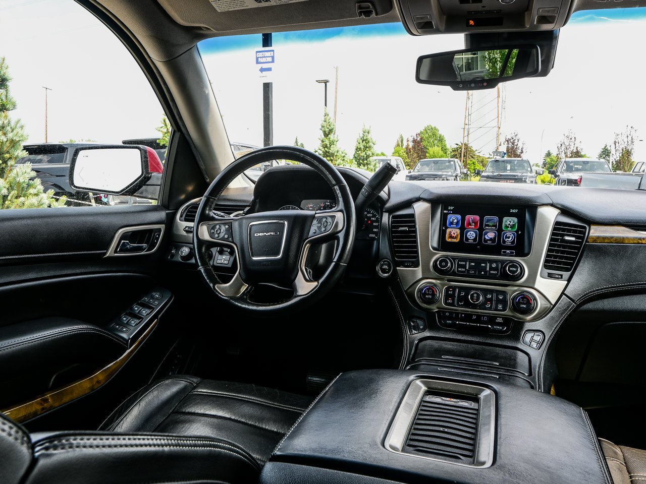 2017 GMC Yukon 4WD 4dr Denali Red Sherwood Park - photo #31