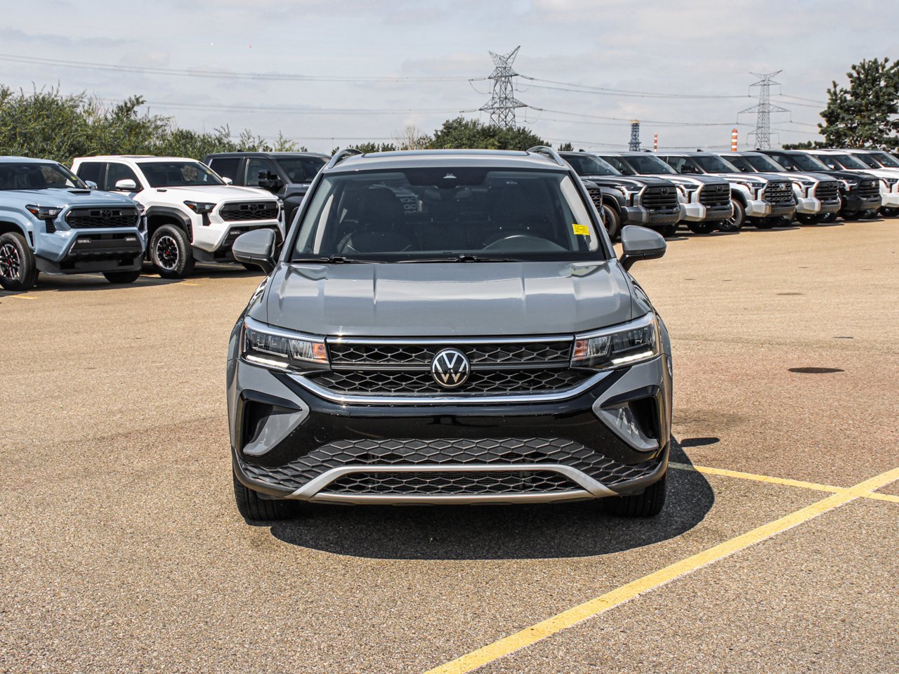 2024 Volkswagen Taos Comfortline FWD Grey Sherwood Park - photo #2