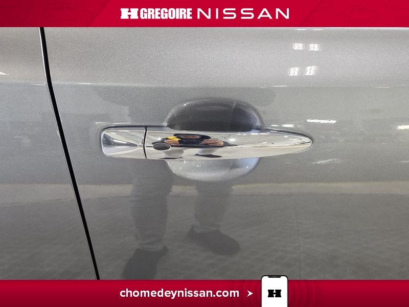 2023 Nissan Leaf Grey Laval - photo #13