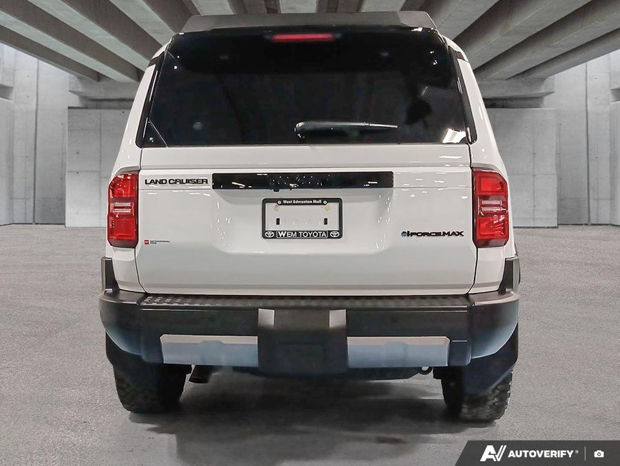 2026 Toyota Land Cruiser 4WD White