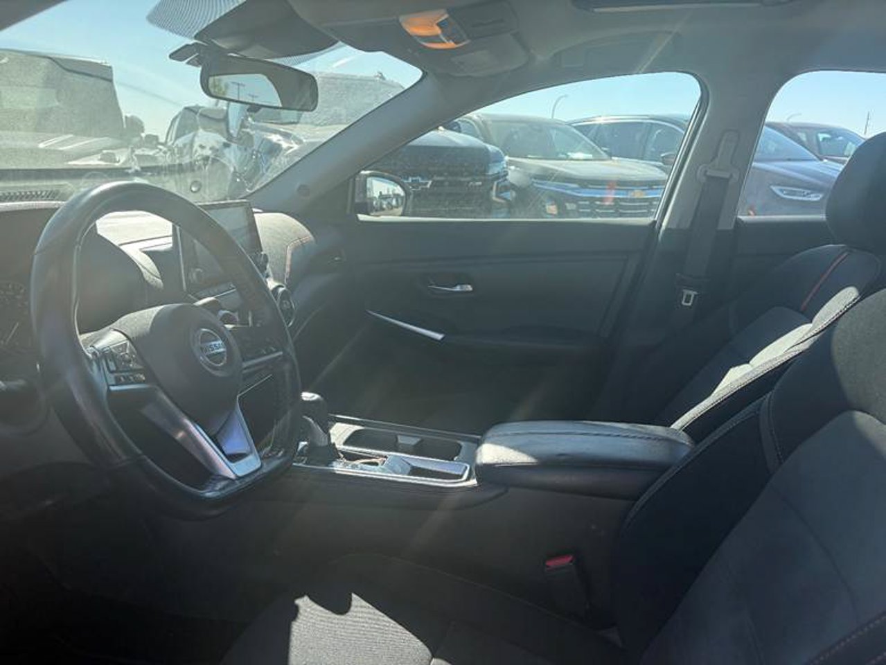 2021 Nissan Sentra SR CVT White Sherwood Park - photo #5