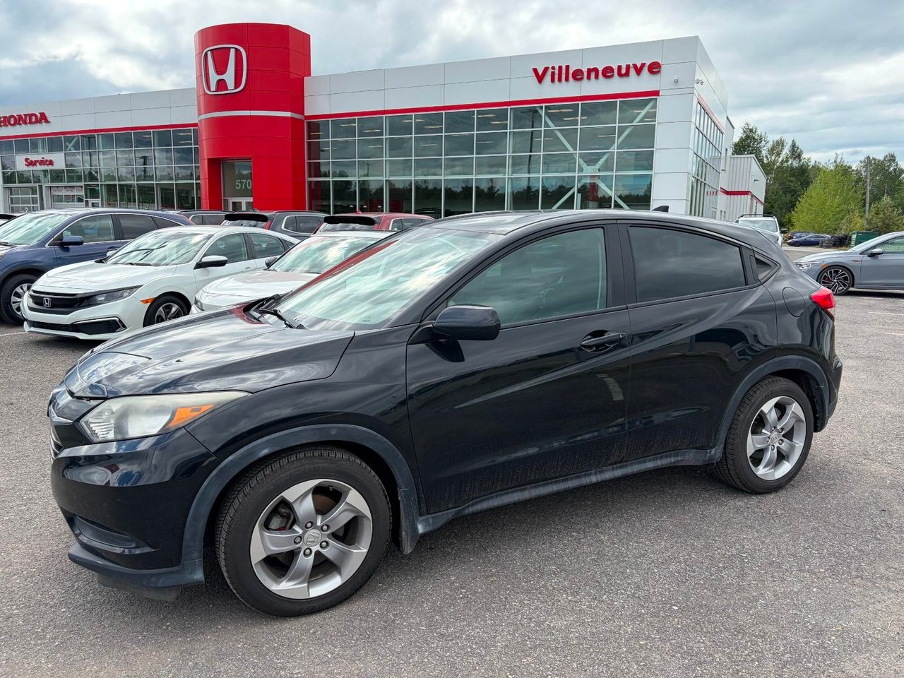 2018 Honda HR-V Black Notre-Dame-des-Prairies - photo #0