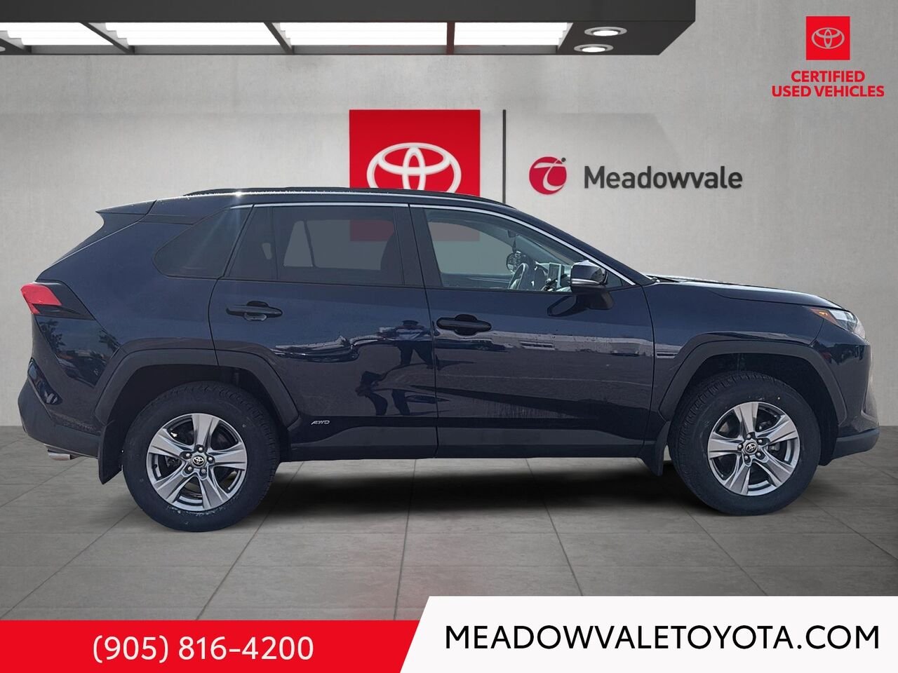 2025 Toyota RAV4 Sunroof, Sunroof, Power Seat, Power Rear Tailgate, Push button start Blue Mississauga - photo #2
