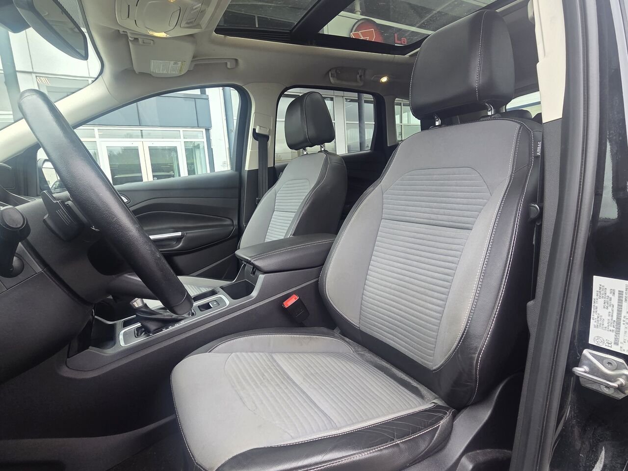 Ford Escape Titanium 2017 Noir Granby - photo #11