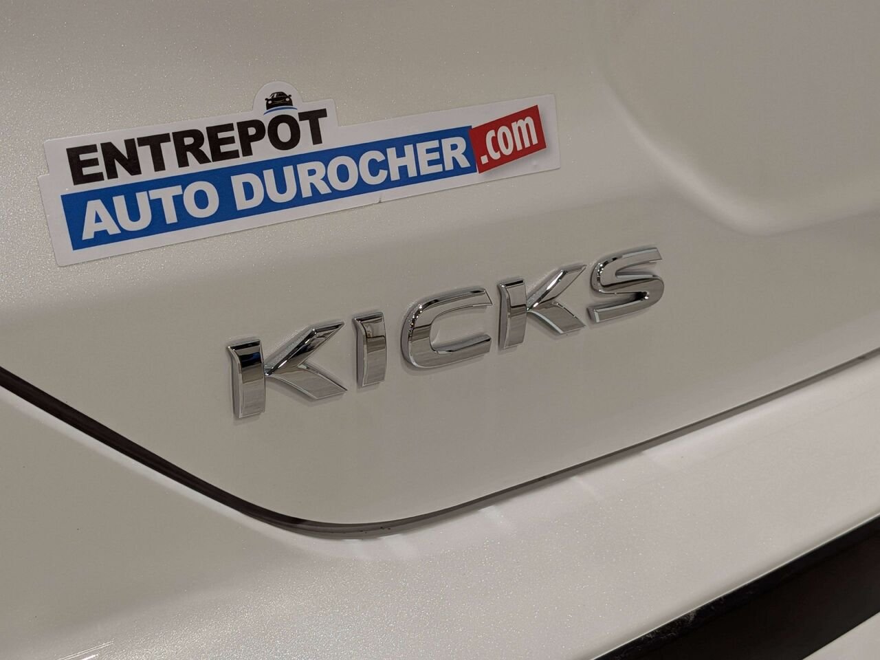 Nissan Kicks SV FWD 2024 Blanc Val-David - photo #34
