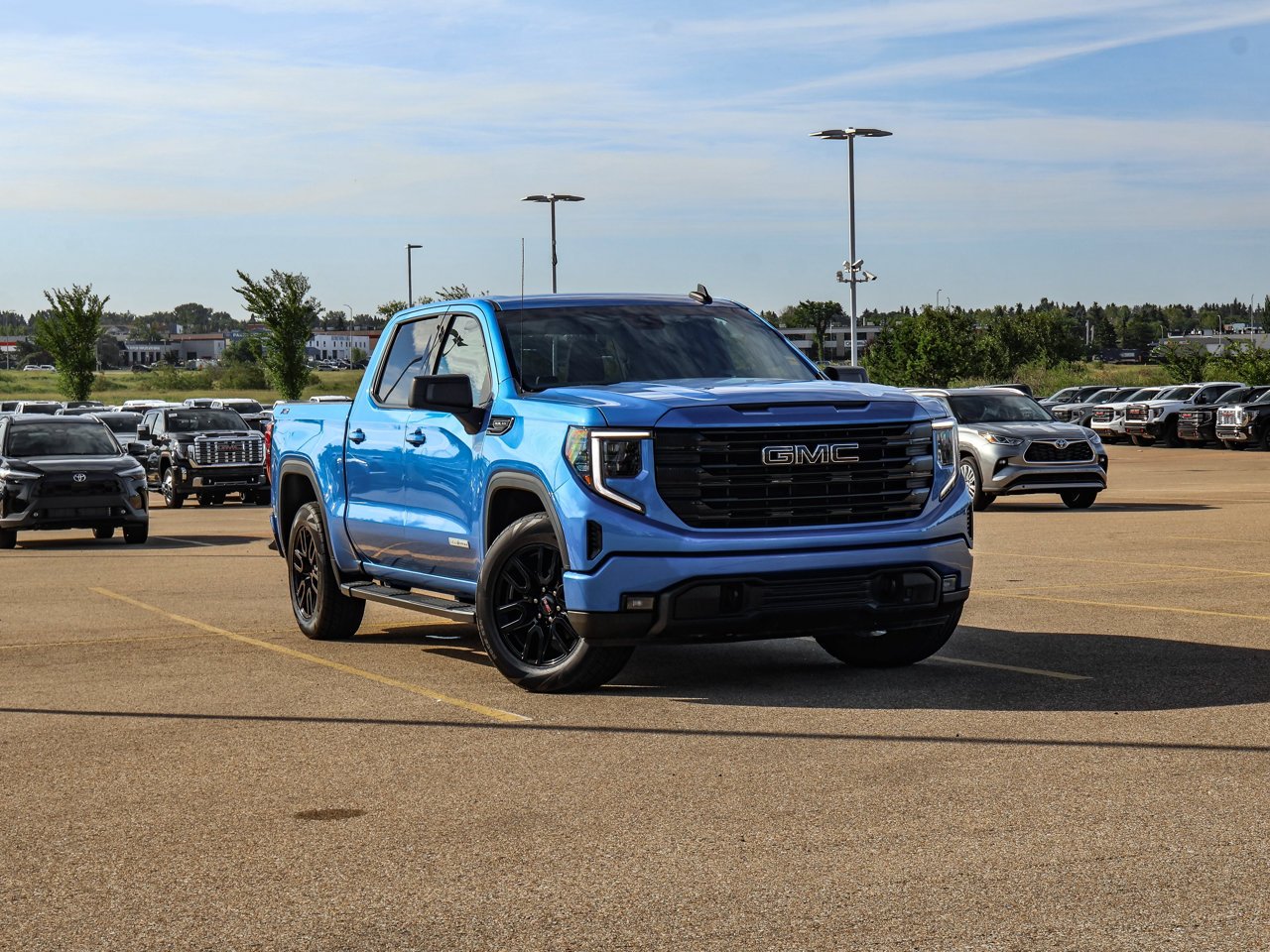 2023 GMC Sierra 1500 4WD Crew Cab 147 Elevation Blue Sherwood Park - photo #1
